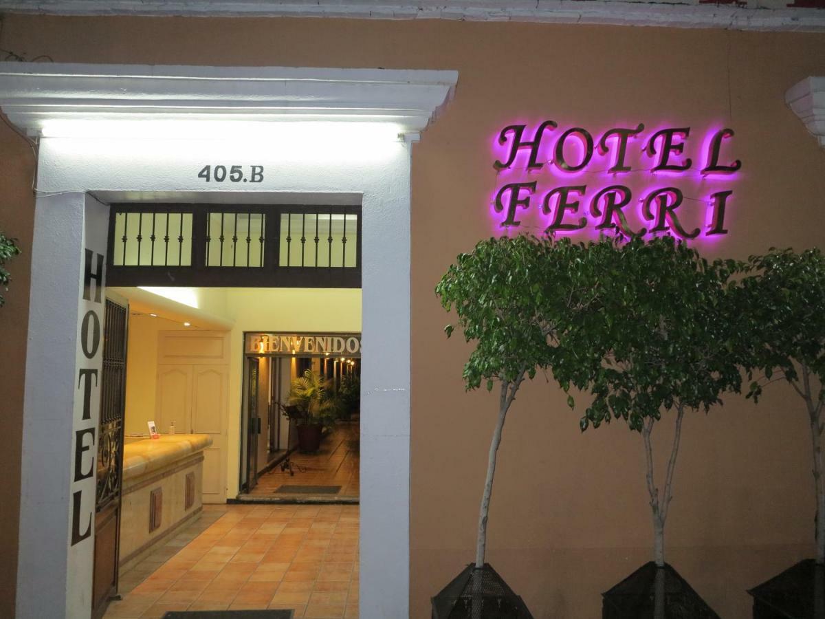Hotel Ferri Oaxaca Kültér fotó